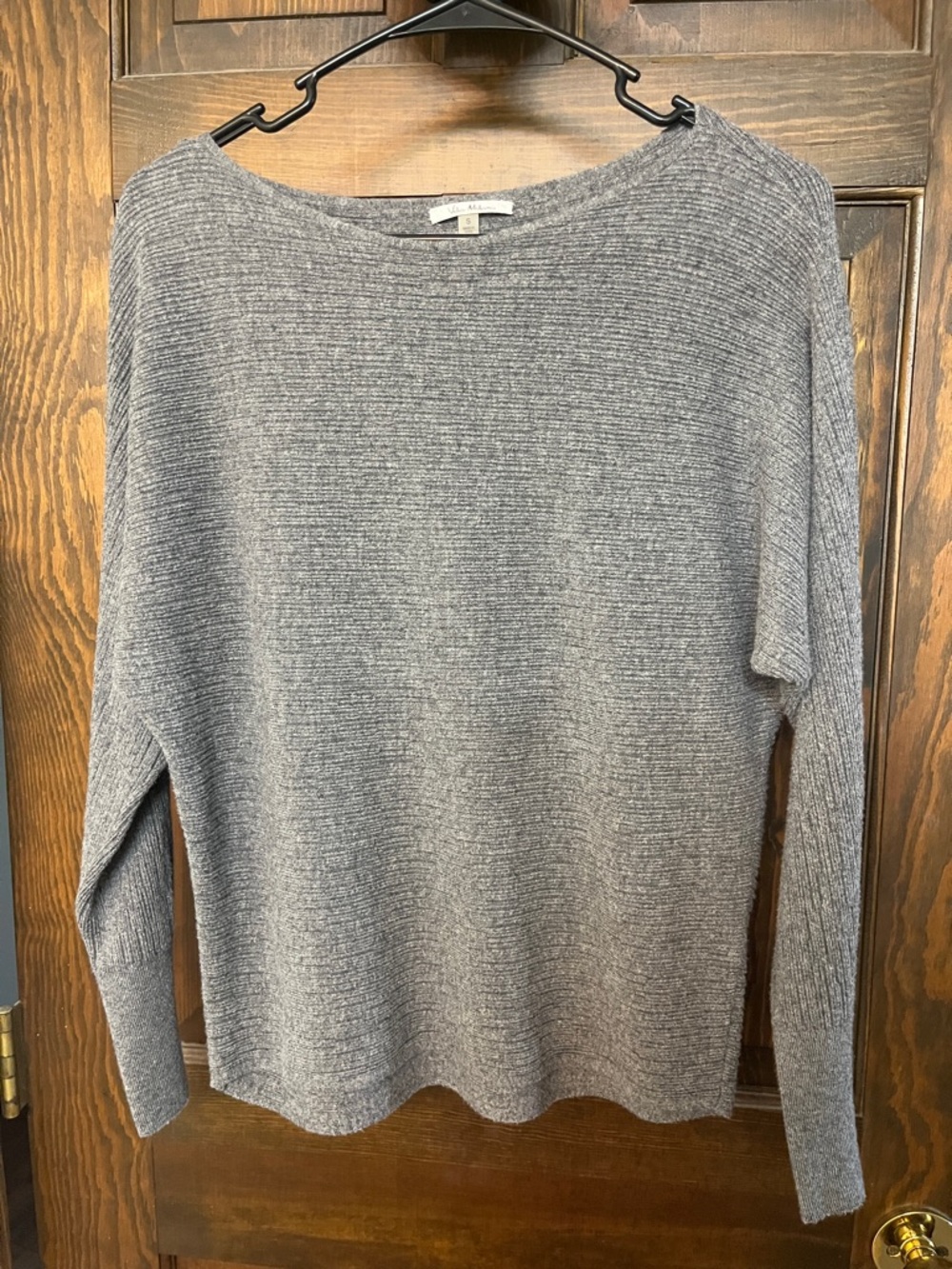 Lightweight Gray Ribbed Women's Sweater - Classic Crewneck